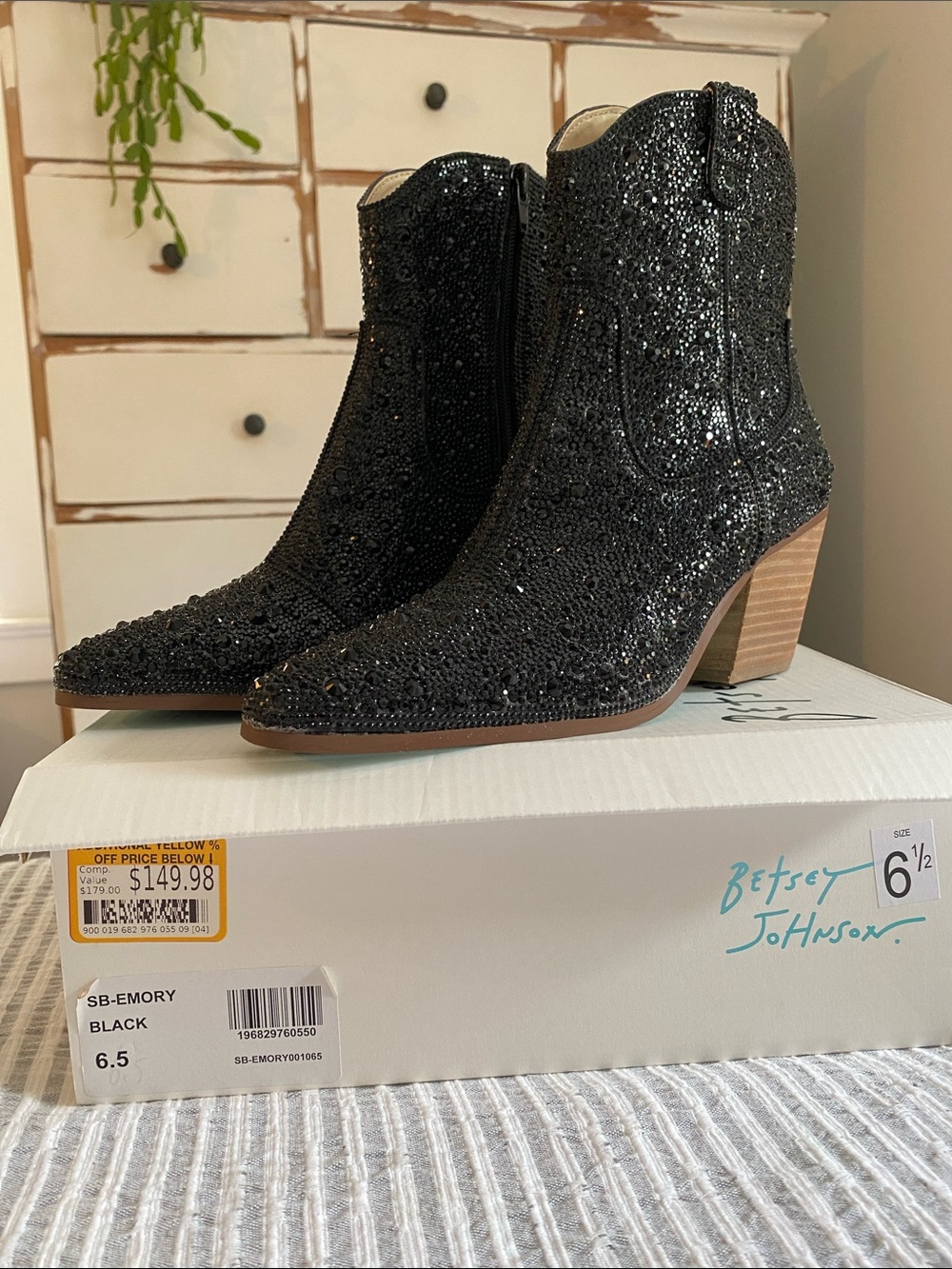 Betsey Johnson Black Glitter Western Booties